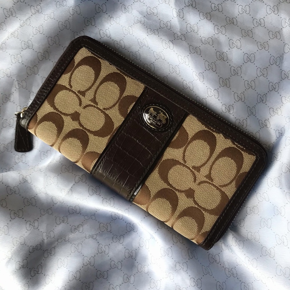 Coach Signature Canvas Zip Wallet in Brown & Tan